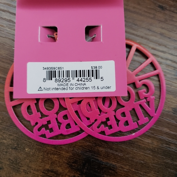 Betsey Johnson "Good Vibes" Earrings - Picture 5 of 6